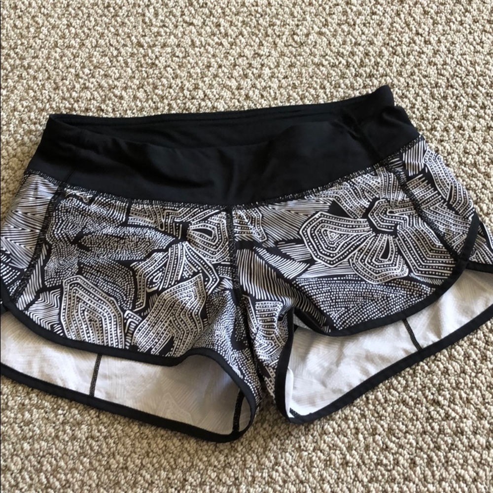Lululemon shorts- size 4